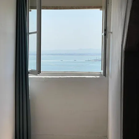 Santos Apartment In Central Lisbon With River View-2